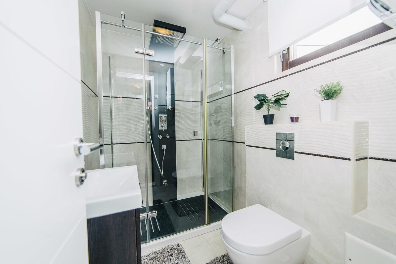 Luxury 3 Story House- Best View Sarajevo Bagian luar foto